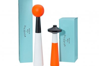 Tower pepper and salt grinder