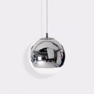 Tom Dixon pakabinamas šviestuvas „Mirror Ball Chrome“