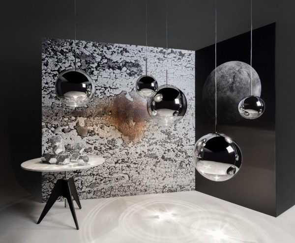 Tom Dixon pakabinamas šviestuvas „Mirror Ball Gold“