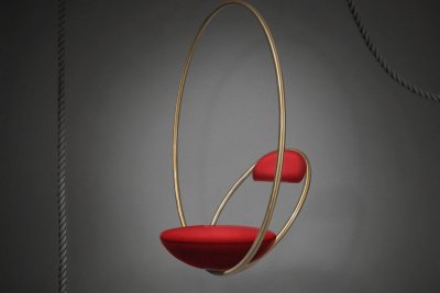 Pakabinama kėdė Le Broom ,,Hanging hoop chair”